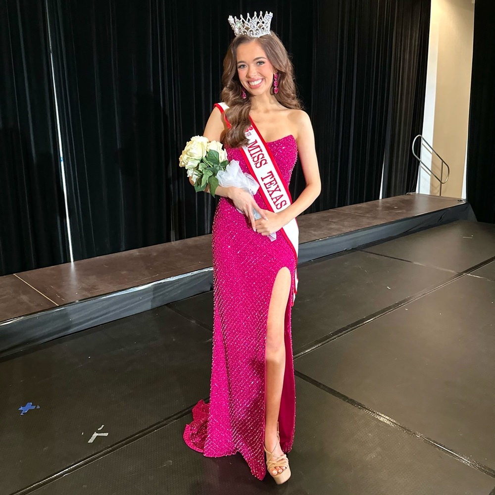 Size 0 - Sherri Hill - Strapless beaded fuchsia gown
